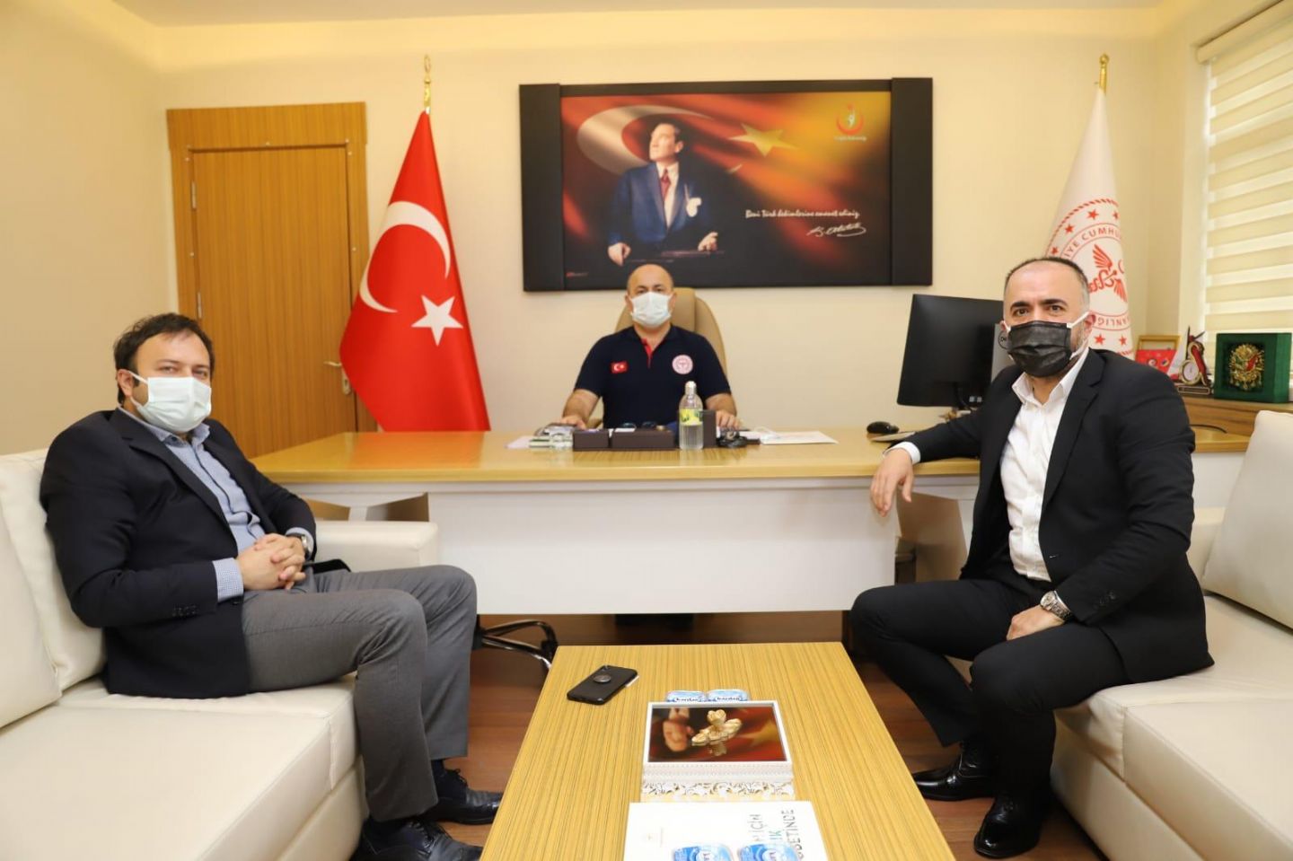 Ordu İl Temsilcimiz Levent Yüksel, İl Sağlık Müdürü Sayın Dr. Mustafa Kasapoğlu ve Ordu Devlet Hastanesi’nin Başhekimi Sayın Dr. Atilla Gürgen’i Ziyaret Etti.