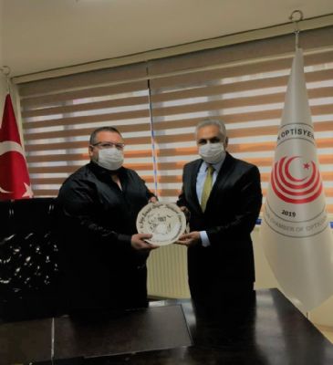 Samsun İl Emniyet Müdürü Sayın Dr. Ömer URHAL 11. Bölge Samsun Optisyen-Gözlükçüler Odası'na Ziyarette Bulundu.
